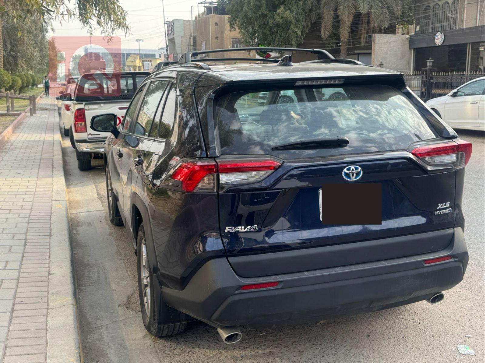 تۆیۆتا ڕاڤ 4